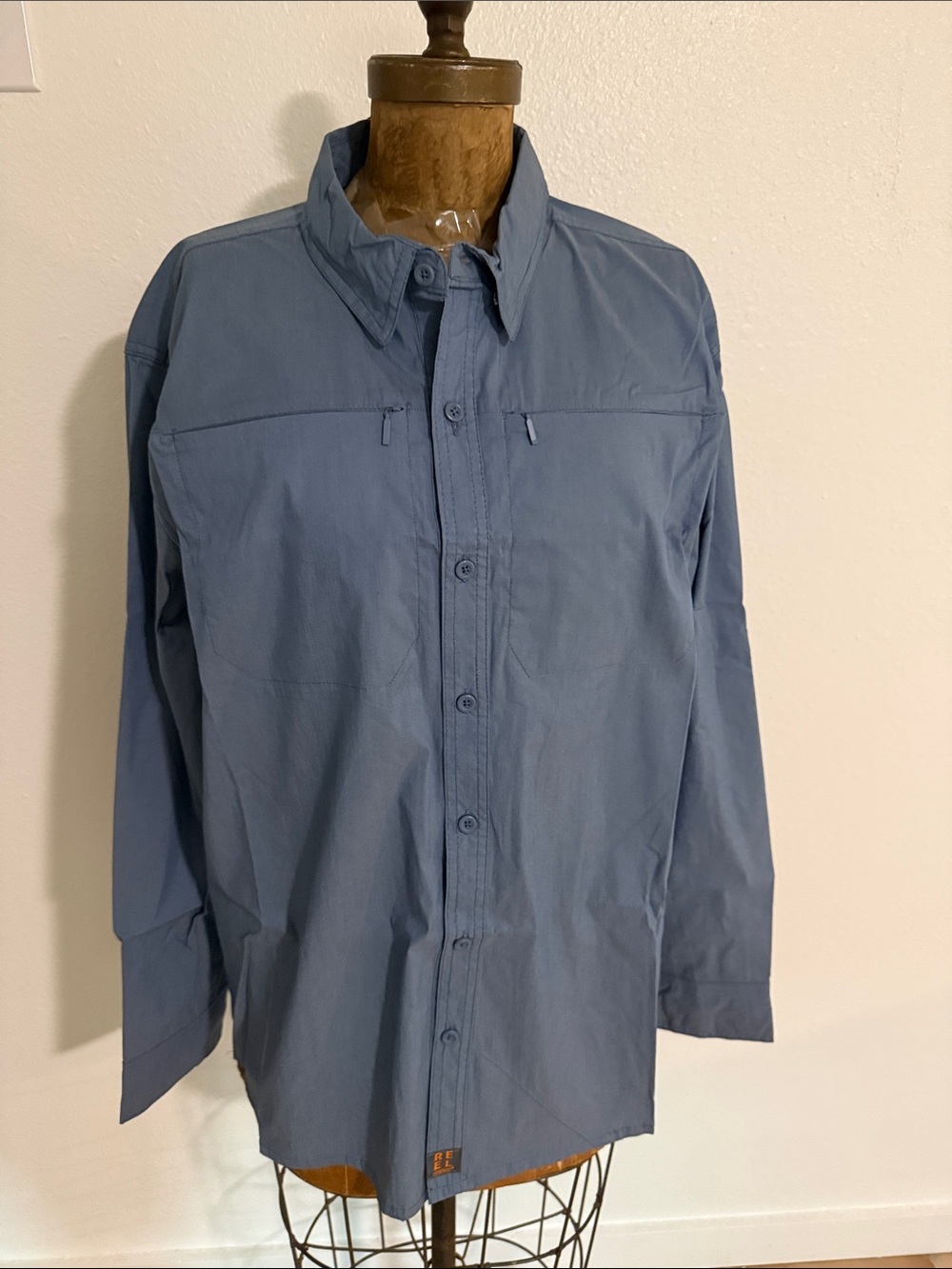 NWT Reel Legends Men's Blue Lightweight Button-Up Shirt UPF50 Size L